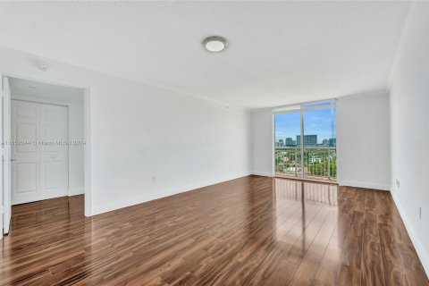 Copropriété à louer à Miami, Floride: 2 chambres, 102.84 m2 № 1345793 - photo 19