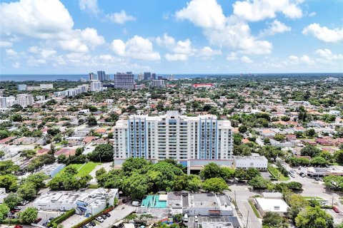 Copropriété à louer à Miami, Floride: 2 chambres, 102.84 m2 № 1345793 - photo 12