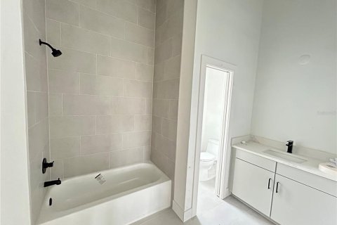 Купить таунхаус в Сент-Питерсберг, Флорида 3 комнаты, 231.42м2, № 659917 - фото 13