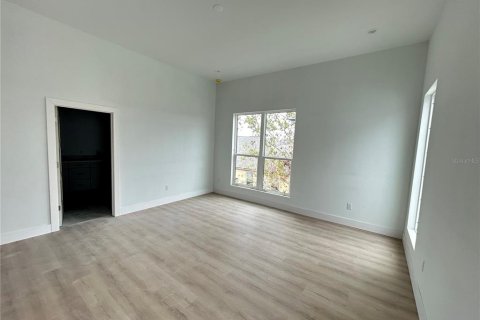 Купить таунхаус в Сент-Питерсберг, Флорида 3 комнаты, 231.42м2, № 659917 - фото 10