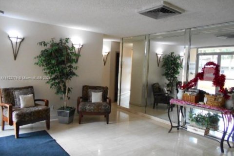 Condominio en venta en Lauderhill, Florida, 2 dormitorios, 106.65 m2 № 980538 - foto 27