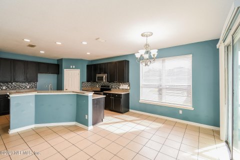 Casa en venta en Jacksonville, Florida, 4 dormitorios, 255.85 m2 № 809565 - foto 4