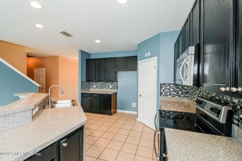 Casa en venta en Jacksonville, Florida, 4 dormitorios, 255.85 m2 № 809565 - foto 2