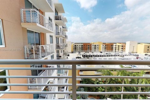 Condominio en venta en Aventura, Florida, 2 dormitorios, 109.53 m2 № 1237605 - foto 19