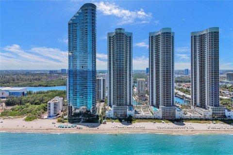 Condo in Sunny Isles Beach, Florida, 3 bedrooms  № 1181377 - photo 28