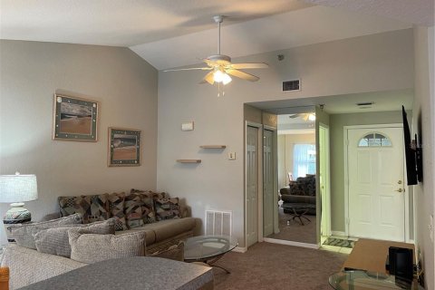 Condo in Lutz, Florida, 1 bedroom  № 1352649 - photo 28