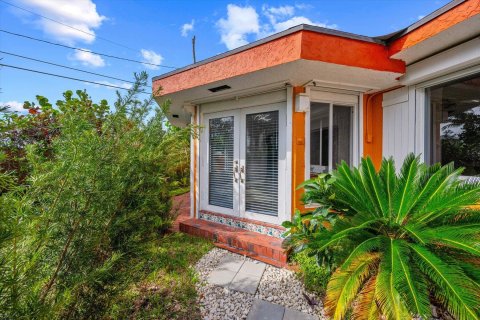 Villa ou maison à vendre à Juno Beach, Floride: 2 chambres, 136.57 m2 № 972763 - photo 10