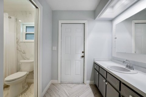 Casa en venta en Cape Coral, Florida, 3 dormitorios, 191.01 m2 № 1113415 - foto 21