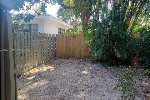 Immobilier commercial à vendre à North Miami Beach, Floride: 165.18 m2 № 863566 - photo 14