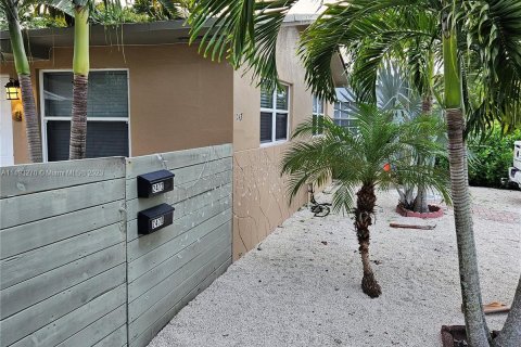 Купить коммерческую недвижимость в Норт-Майами-Бич, Флорида 165.18м2, № 863566 - фото 18