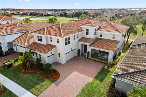 Villa ou maison à vendre à Orlando, Floride: 5 chambres, 421.03 m2 № 1343377 - photo 1