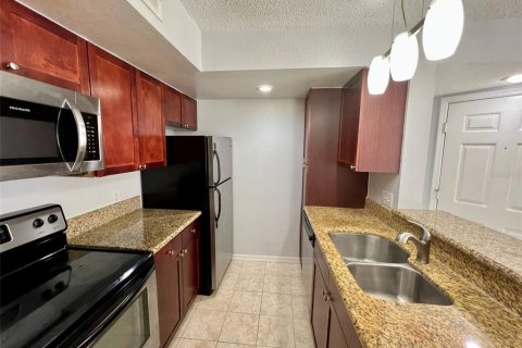 Condo in Orlando, Florida, 1 bedroom  № 1352961 - photo 4