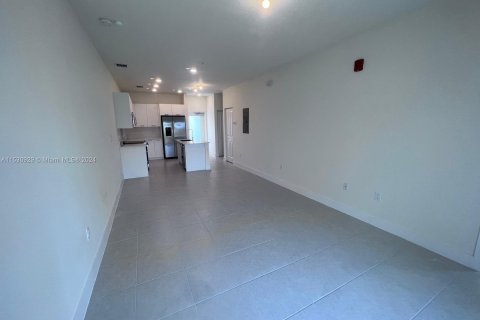 Condominio en venta en Doral, Florida, 1 dormitorio, 68.56 m2 № 1000493 - foto 23