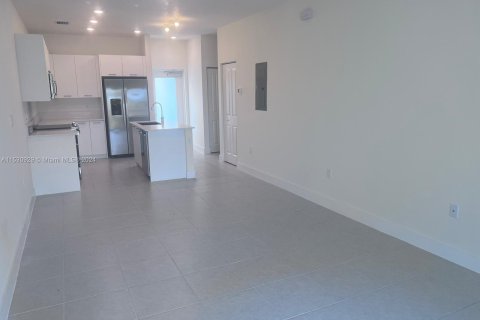 Condominio en venta en Doral, Florida, 1 dormitorio, 68.56 m2 № 1000493 - foto 26