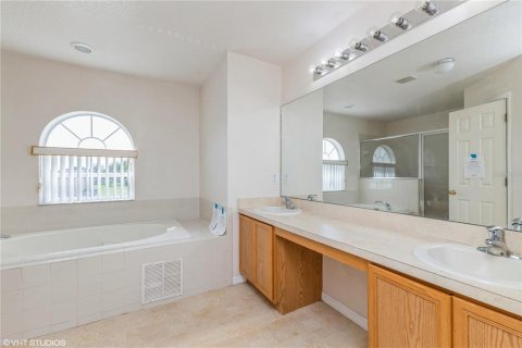 Villa ou maison à vendre à Kissimmee, Floride: 4 chambres, 272.3 m2 № 1324281 - photo 22