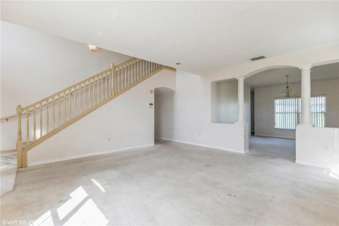 House in Kissimmee, Florida 4 bedrooms, 272.3 sq.m. № 1324281 - photo 7