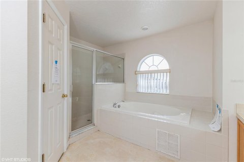 Villa ou maison à vendre à Kissimmee, Floride: 4 chambres, 272.3 m2 № 1324281 - photo 23