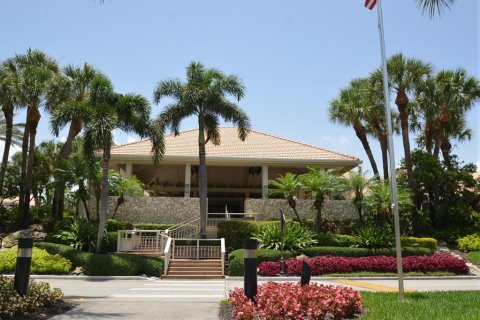 Condominio en venta en Boynton Beach, Florida, 2 dormitorios, 128.48 m2 № 686569 - foto 2