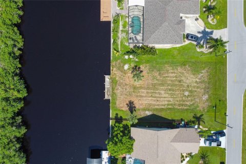Terrain à vendre à Port Charlotte, Floride № 215761 - photo 2