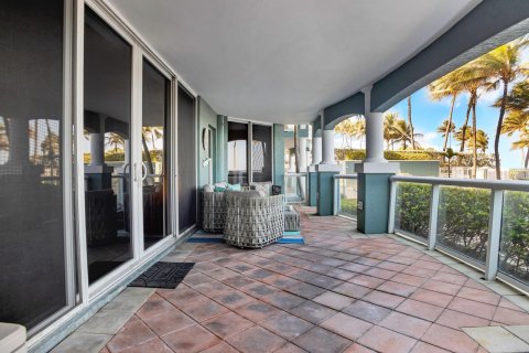 Copropriété à vendre à Deerfield Beach, Floride: 2 chambres, 258.18 m2 № 1136602 - photo 4