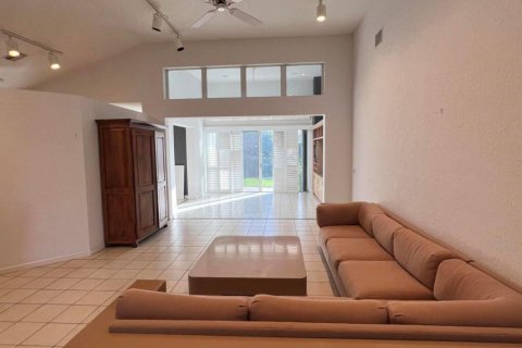 Villa ou maison à vendre à Boynton Beach, Floride: 3 chambres, 180.69 m2 № 860750 - photo 11