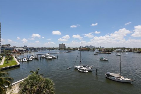 Condo in Fort Lauderdale, Florida, 1 bedroom  № 1186136 - photo 26