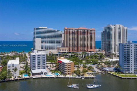 Condo in Fort Lauderdale, Florida, 1 bedroom  № 1186136 - photo 27