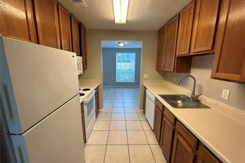 Condo in Orlando, Florida, 2 bedrooms  № 1106469 - photo 3