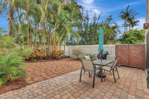 Townhouse in Delray Beach, Florida 3 bedrooms, 188.22 sq.m. № 874266 - photo 21
