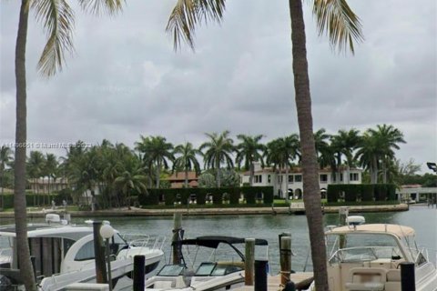 Купить земельный участок в Майами-Бич, Флорида № 874268 - фото 1