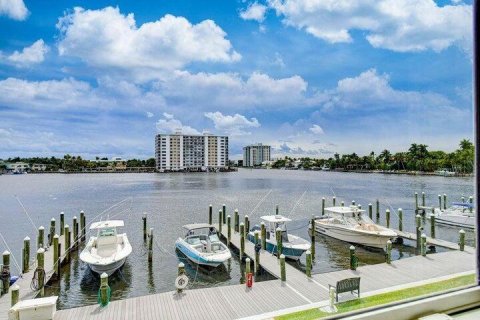 Copropriété à vendre à Delray Beach, Floride: 2 chambres, 163.51 m2 № 1132817 - photo 16