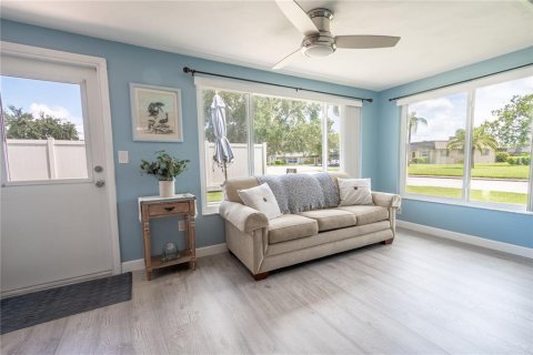 Copropriété à vendre à New Port Richey, Floride: 2 chambres, 97.55 m2 № 1338716 - photo 12