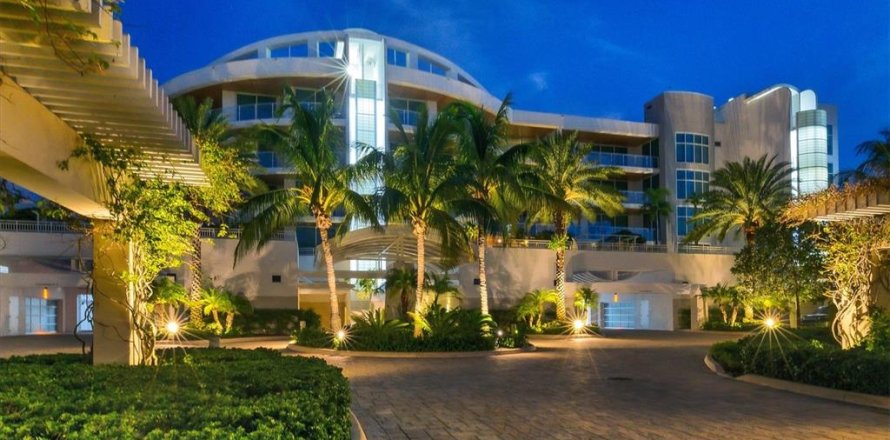 Condo in Longboat Key, Florida, 4 bedrooms  № 1338760