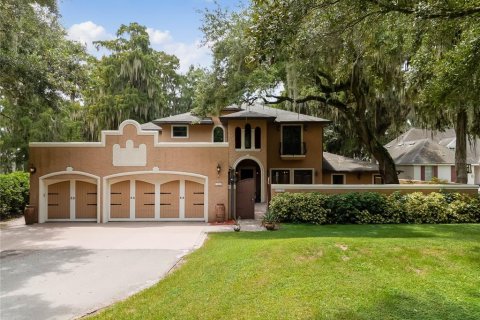 Villa ou maison à vendre à Kissimmee, Floride: 5 chambres, 478.08 m2 № 1343128 - photo 1