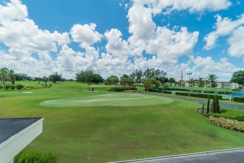 Condo in Pembroke Pines, Florida, 1 bedroom  № 1154610 - photo 16