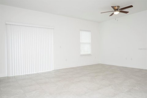 House in Ocala, Florida 4 bedrooms, 157.56 sq.m. № 1413374 - photo 25