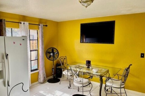 Casa en venta en Dania Beach, Florida, 4 dormitorios, 159.42 m2 № 989472 - foto 16