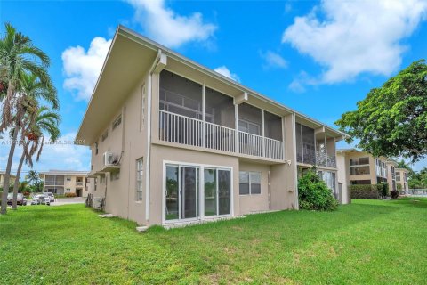 Copropriété à vendre à Pompano Beach, Floride: 2 chambres, 79.9 m2 № 1374954 - photo 22