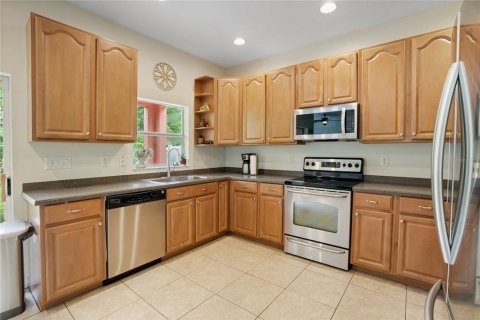 Casa en venta en New Port Richey, Florida, 6 dormitorios, 244.8 m2 № 1274439 - foto 13