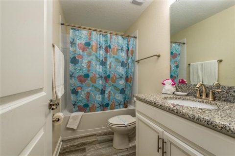 Casa en venta en Davenport, Florida, 8 dormitorios, 363.15 m2 № 219667 - foto 23