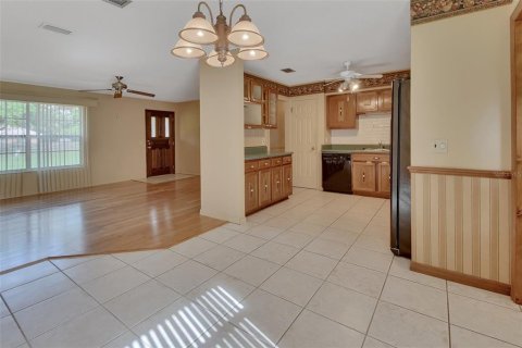 Villa ou maison à vendre à DeLand, Floride: 3 chambres, 125.98 m2 № 1279940 - photo 23