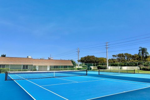 Condo in Delray Beach, Florida, 2 bedrooms  № 884605 - photo 15