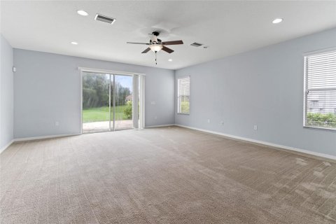 House in Tampa, Florida 4 bedrooms, 247.96 sq.m. № 1379394 - photo 18