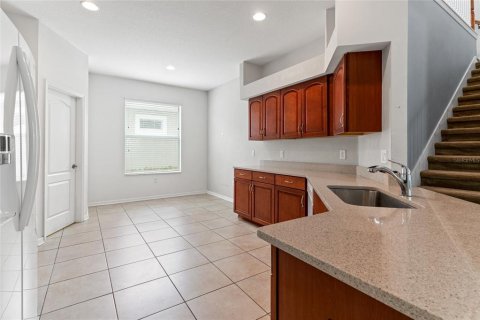 House in Tampa, Florida 4 bedrooms, 247.96 sq.m. № 1379394 - photo 12