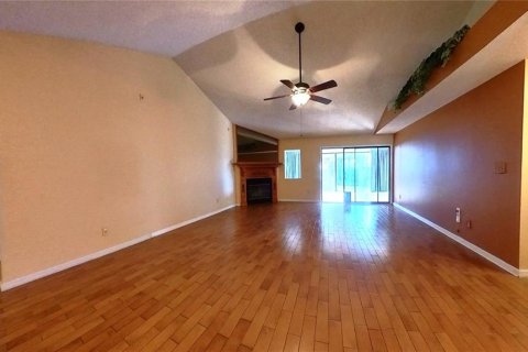 House in Oviedo, Florida 3 bedrooms, 161.84 sq.m. № 1379423 - photo 3