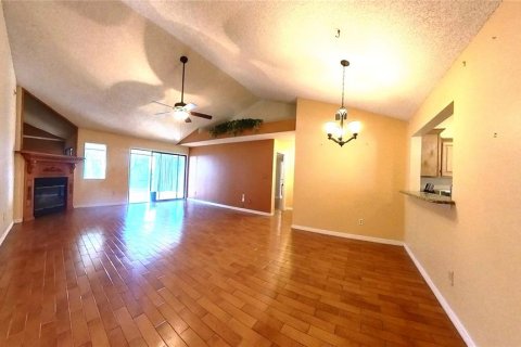 House in Oviedo, Florida 3 bedrooms, 161.84 sq.m. № 1379423 - photo 4