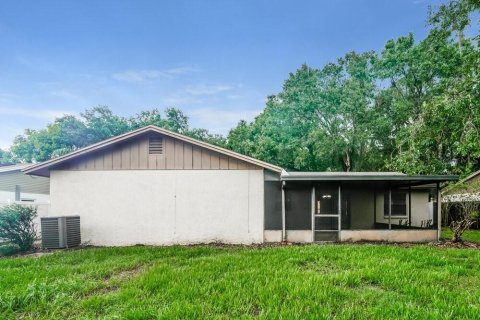 Villa ou maison à louer à Brandon, Floride: 3 chambres, 143.53 m2 № 1361086 - photo 16