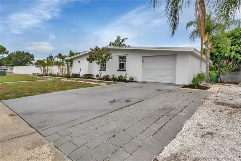 Villa ou maison à vendre à Port Charlotte, Floride: 3 chambres, 97.92 m2 № 1361017 - photo 20