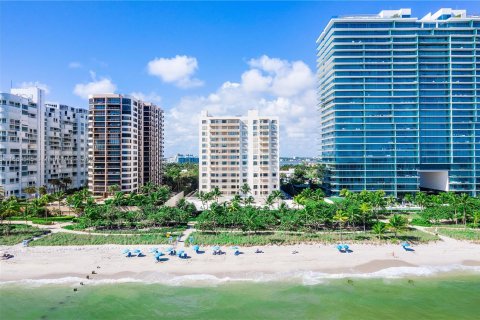 Condominio en venta en Bal Harbour, Florida, 1 dormitorio, 90.86 m2 № 1386272 - foto 12