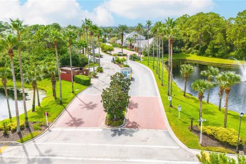 Condo in Saint Augustine, Florida, 1 bedroom  № 1409848 - photo 1